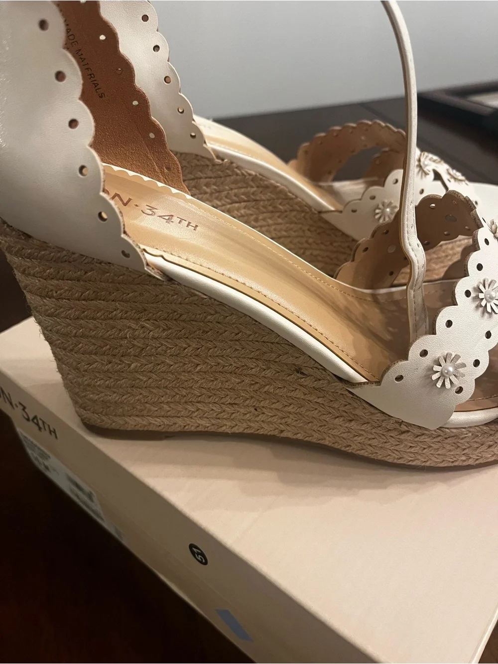 ON 34TH NWB $79 Theodoreep White Linen Espadrille Wedge Sandals